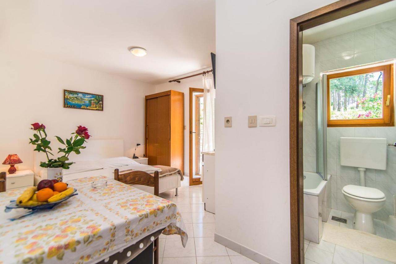 Apartments Pino Rabac Luaran gambar
