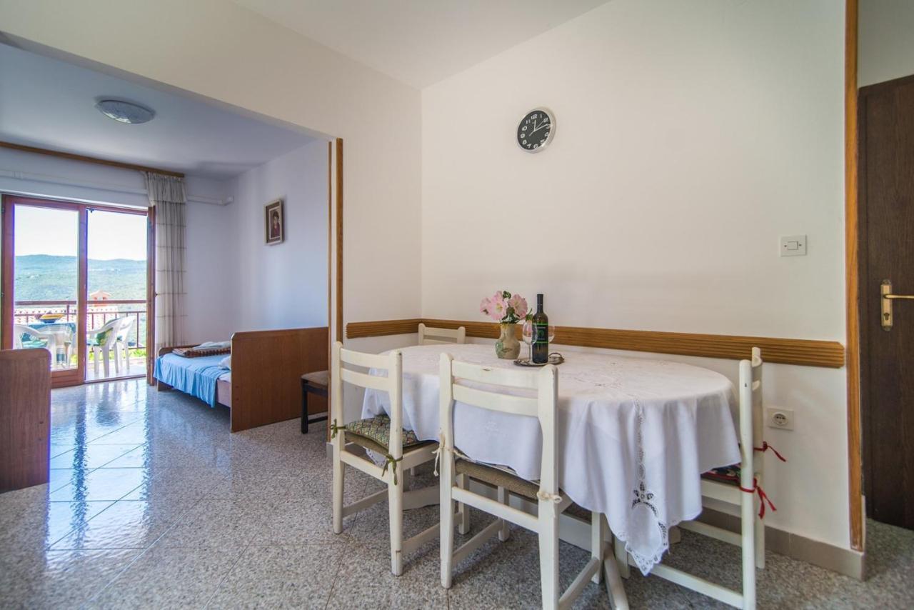 Apartments Pino Rabac Luaran gambar