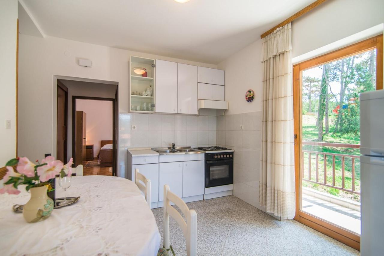 Apartments Pino Rabac Luaran gambar