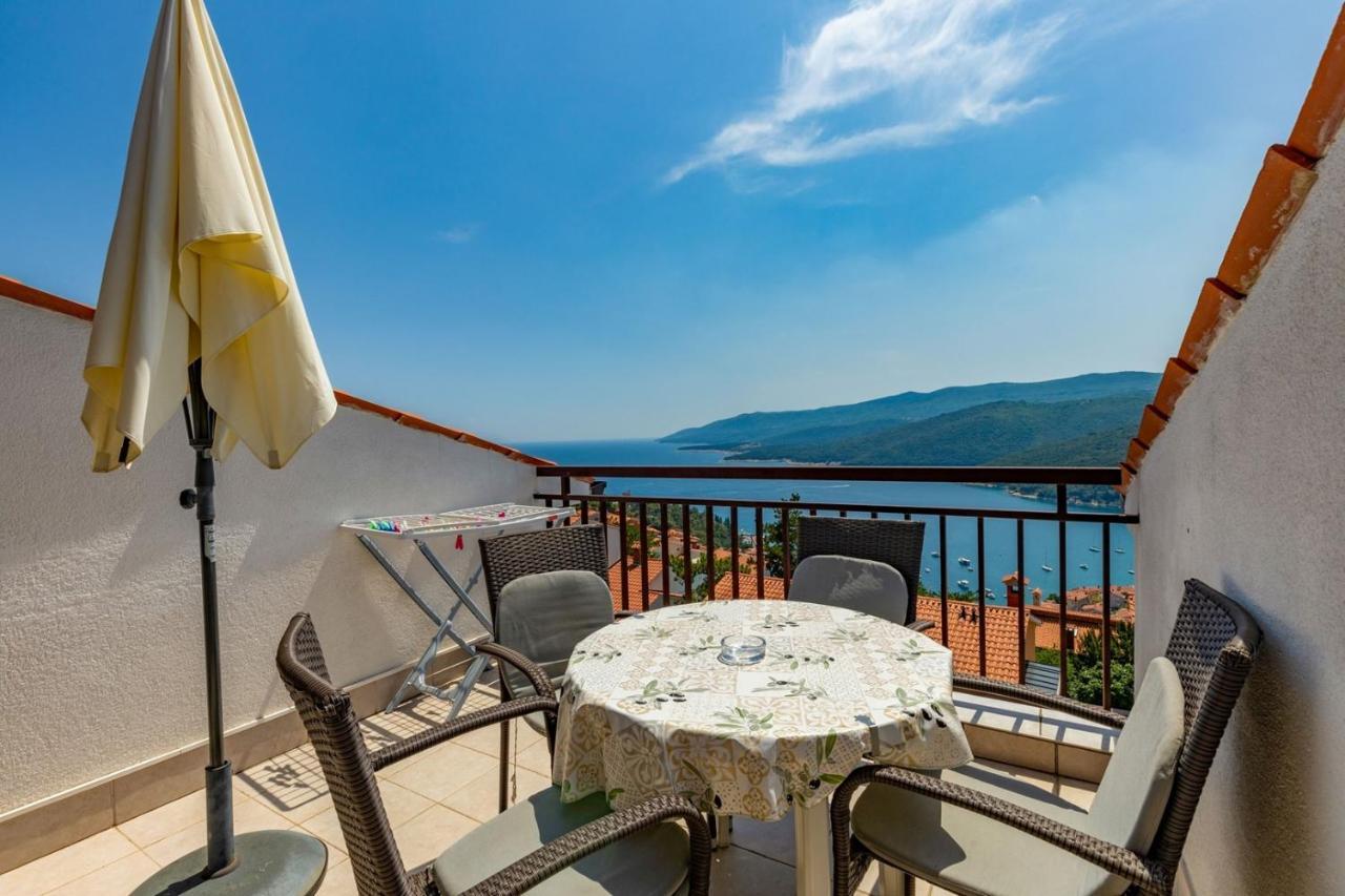 Apartments Pino Rabac Luaran gambar