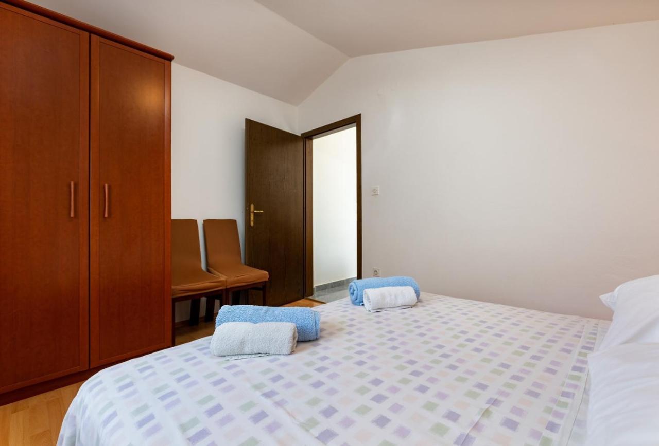 Apartments Pino Rabac Luaran gambar