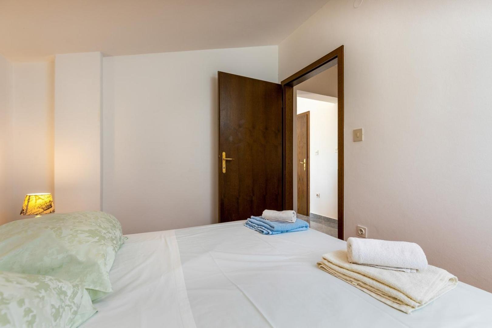 Apartments Pino Rabac Bilik gambar