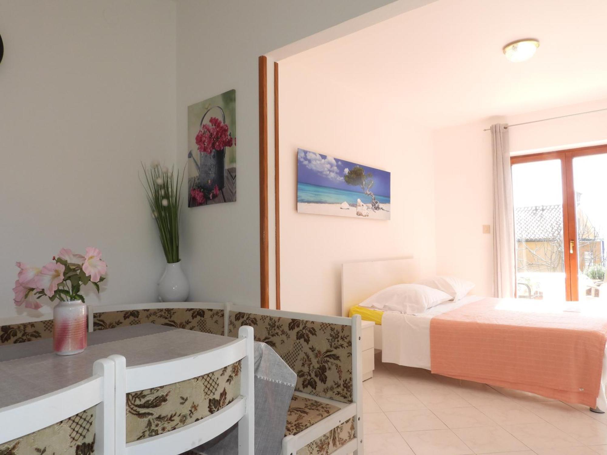 Apartments Pino Rabac Luaran gambar